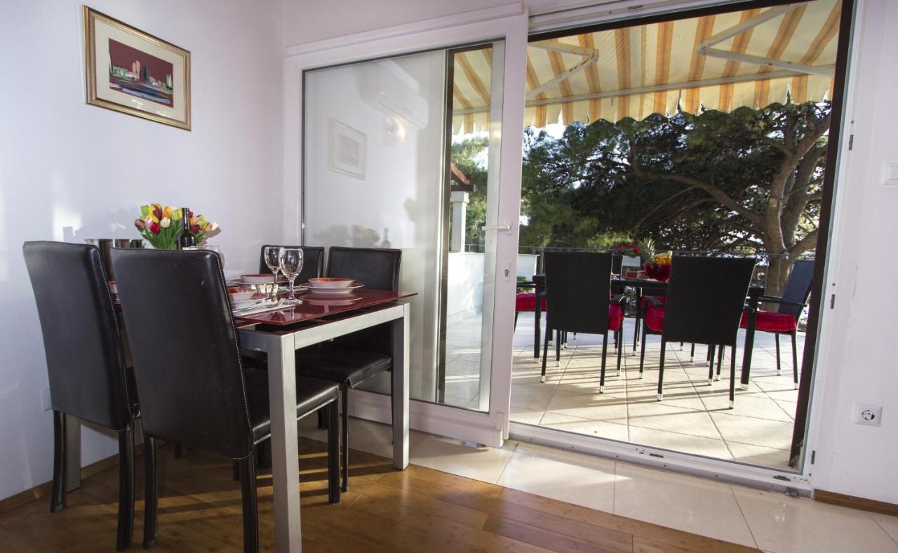 Apartments By The Sea Brela, Makarska - 11821 Luaran gambar